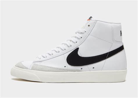 nike blazer mid 77 sports